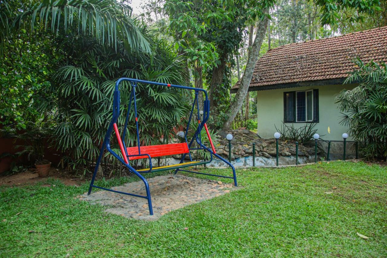 Orchid Trails Resort Sultan Bathery Esterno foto