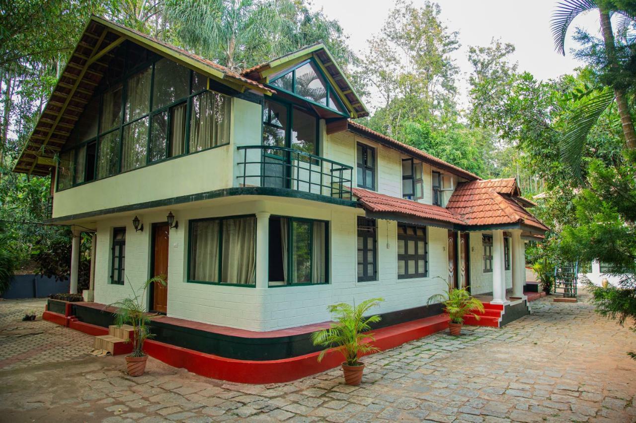 Orchid Trails Resort Sultan Bathery Esterno foto
