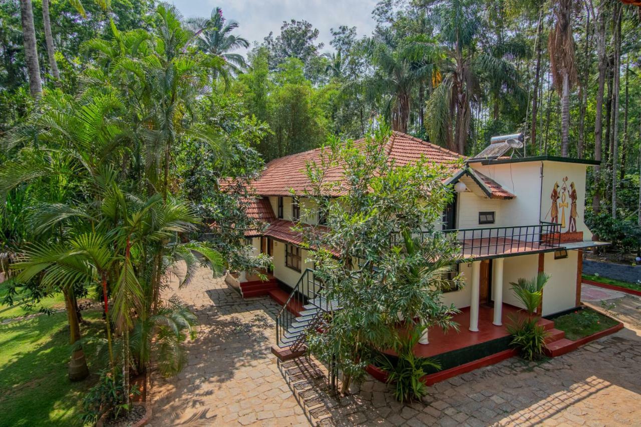 Orchid Trails Resort Sultan Bathery Esterno foto