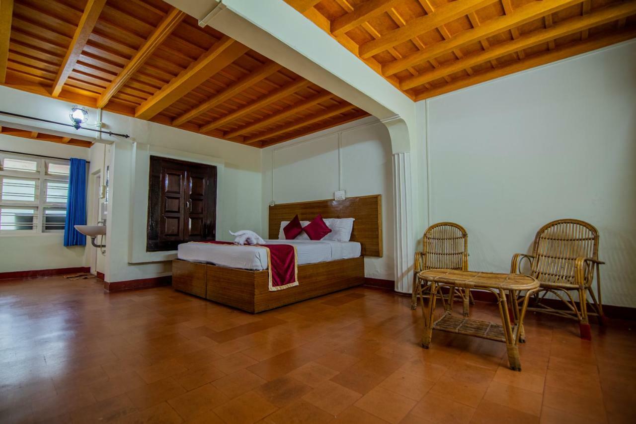 Orchid Trails Resort Sultan Bathery Esterno foto