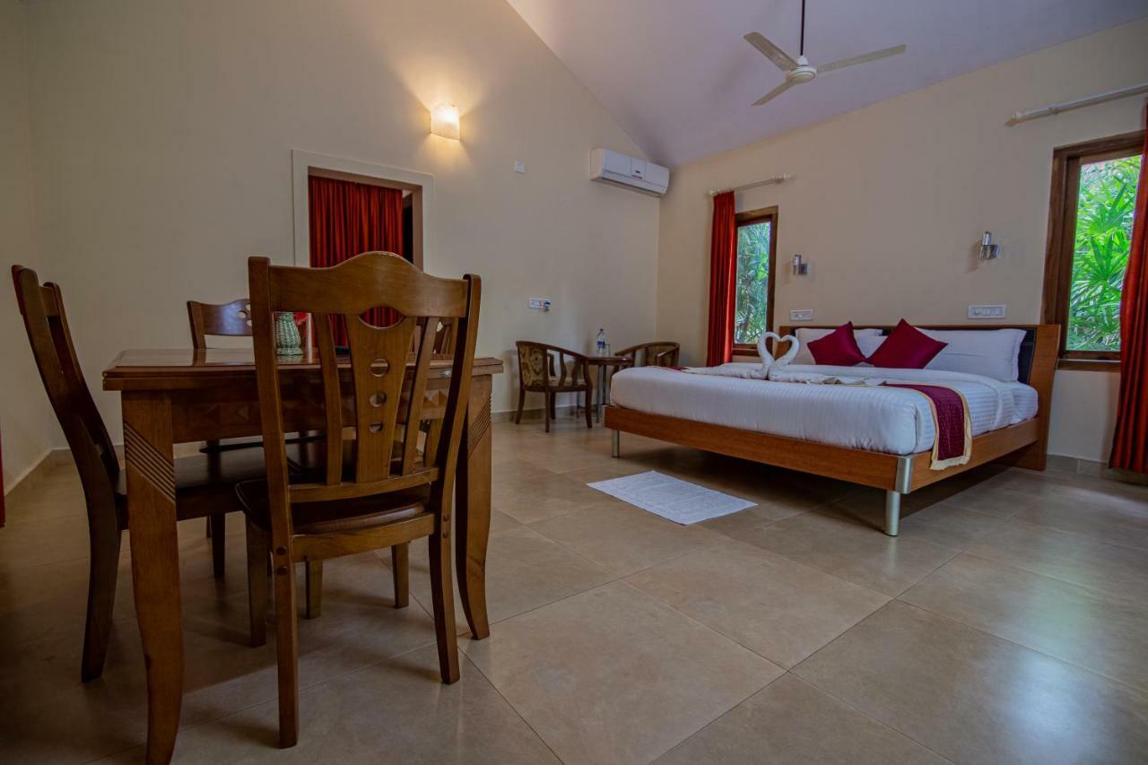 Orchid Trails Resort Sultan Bathery Esterno foto